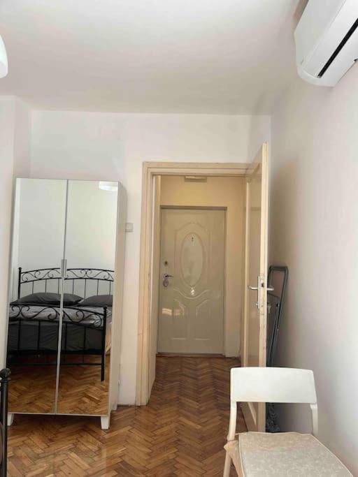 Central Home In Beograd Eksteriør billede